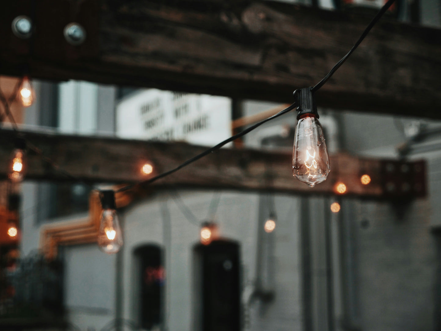 Serene Swing Bulb